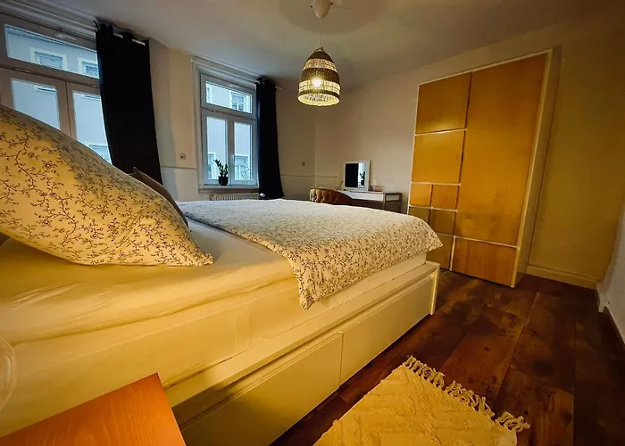 # One Apartment's / Parkplatz / Schlossplatz